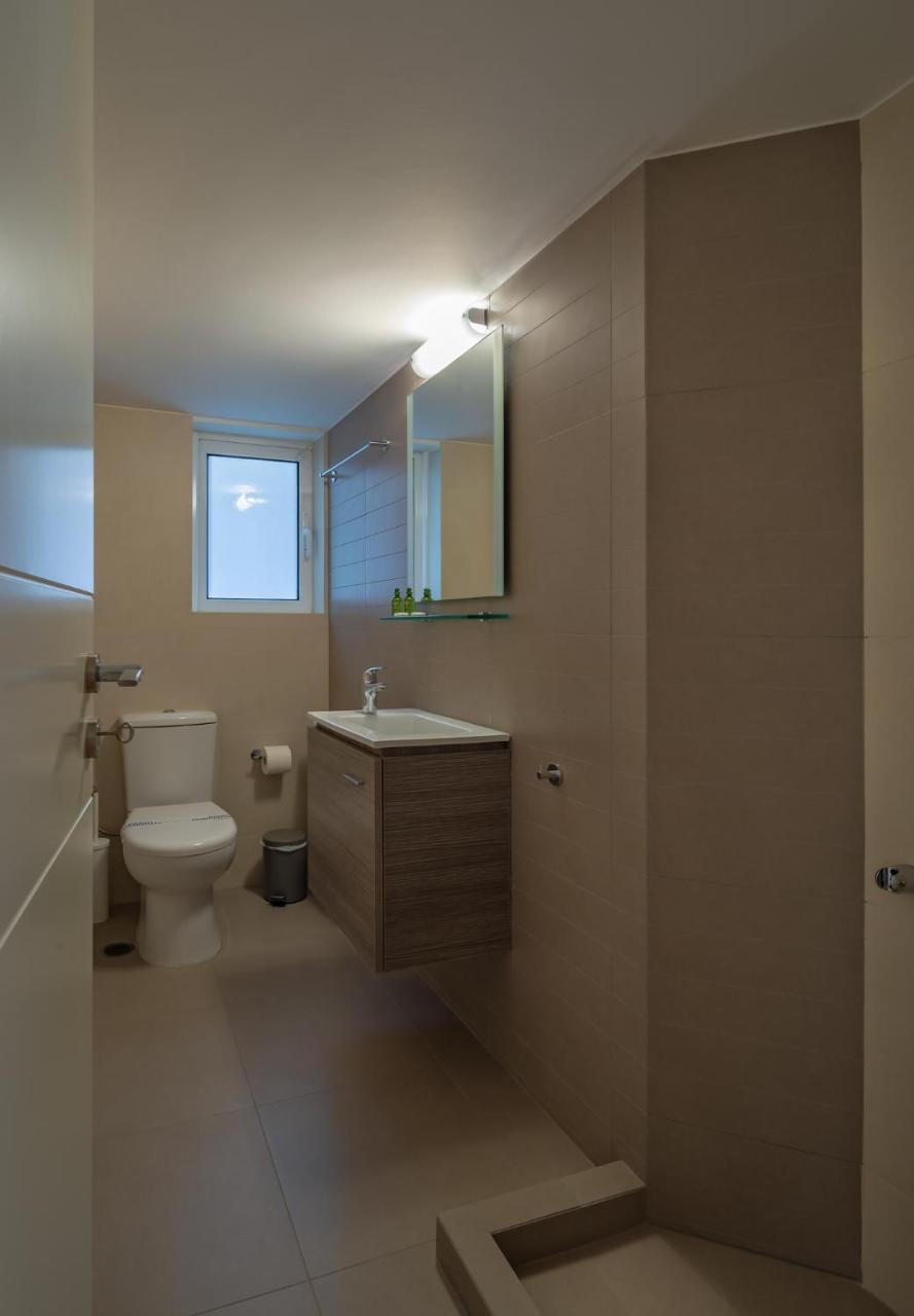 Sagittarius - Faliro Sea Side Apartment เอเธนส์ ภายนอก รูปภาพ