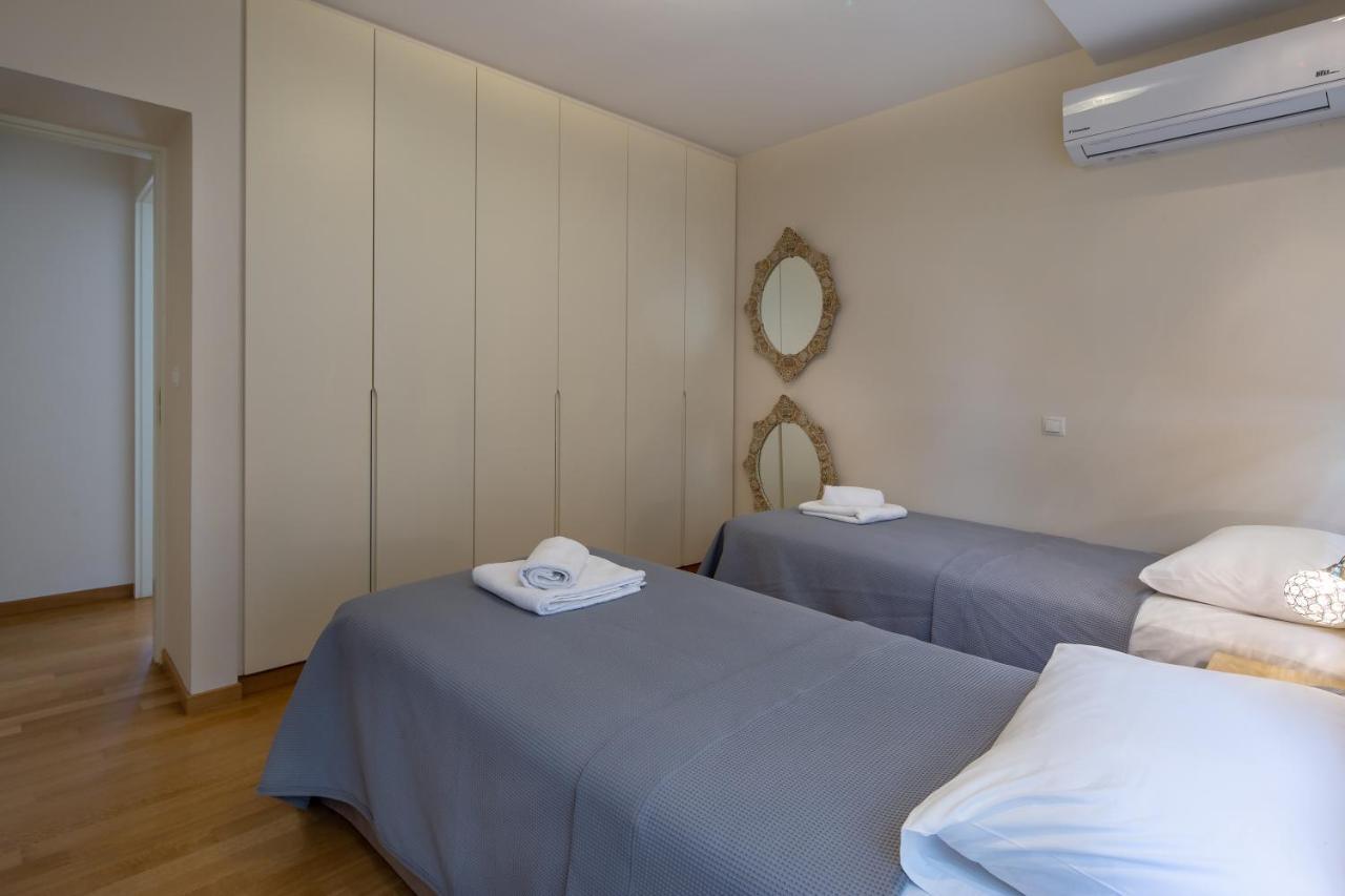 Sagittarius - Faliro Sea Side Apartment เอเธนส์ ภายนอก รูปภาพ