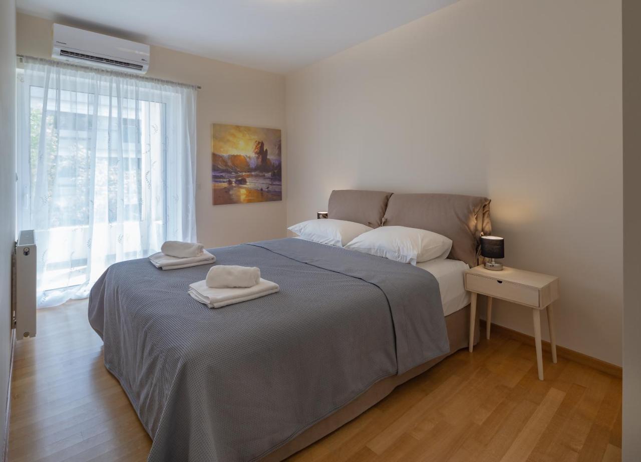 Sagittarius - Faliro Sea Side Apartment เอเธนส์ ภายนอก รูปภาพ